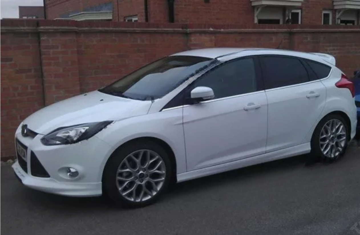 FORD FOCUS MK3 III BODY KIT FRONT SPOILER + REAR SKIRT + SIDE SKIRTS - ZETEC S