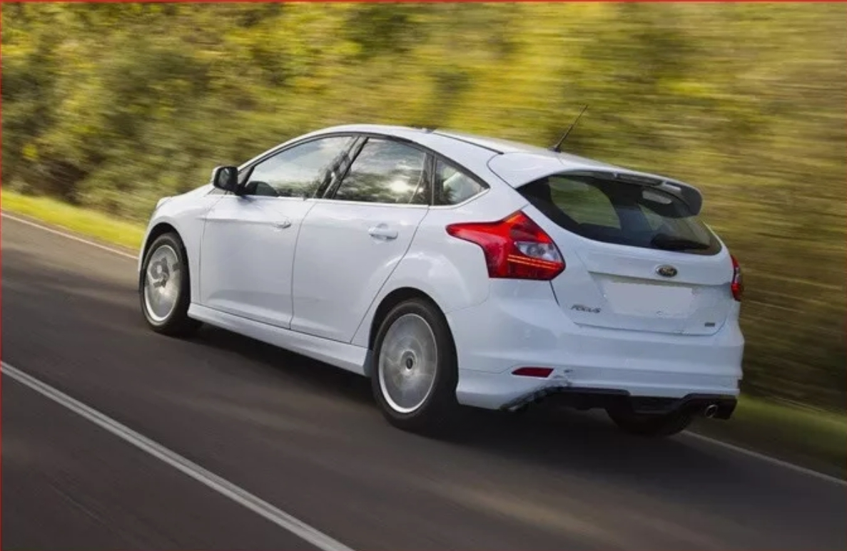 FORD FOCUS MK3 III BODY KIT FRONT SPOILER + REAR SKIRT + SIDE SKIRTS - ZETEC S