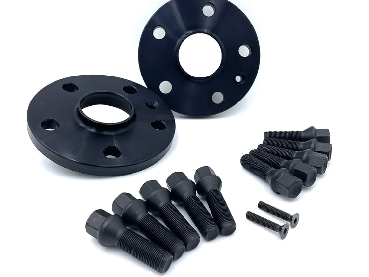 KIT 4 DISTANZIALI  12+16mm Adatto Per Audi RS6 2021