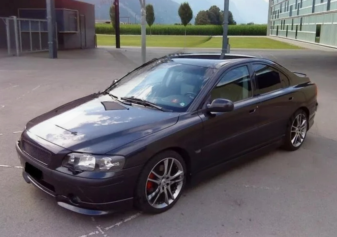 VOLVO S60 2002 - 2005 - SPOILER / FRONT SKIRT - R DESIGN look 