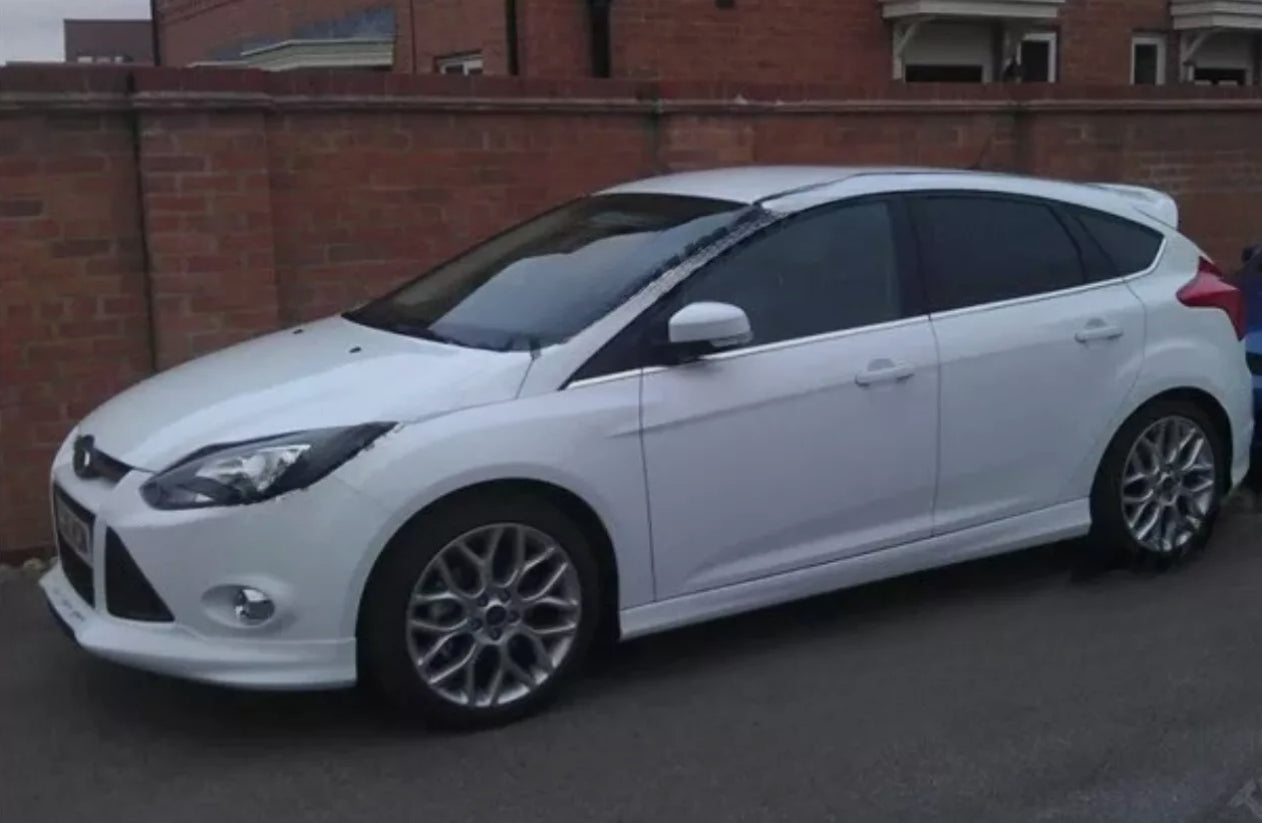 FORD FOCUS III KIT CARROZZERIA SPOILER ANTERIORE + MINIGONNE POSTERIORI/LATERALI
