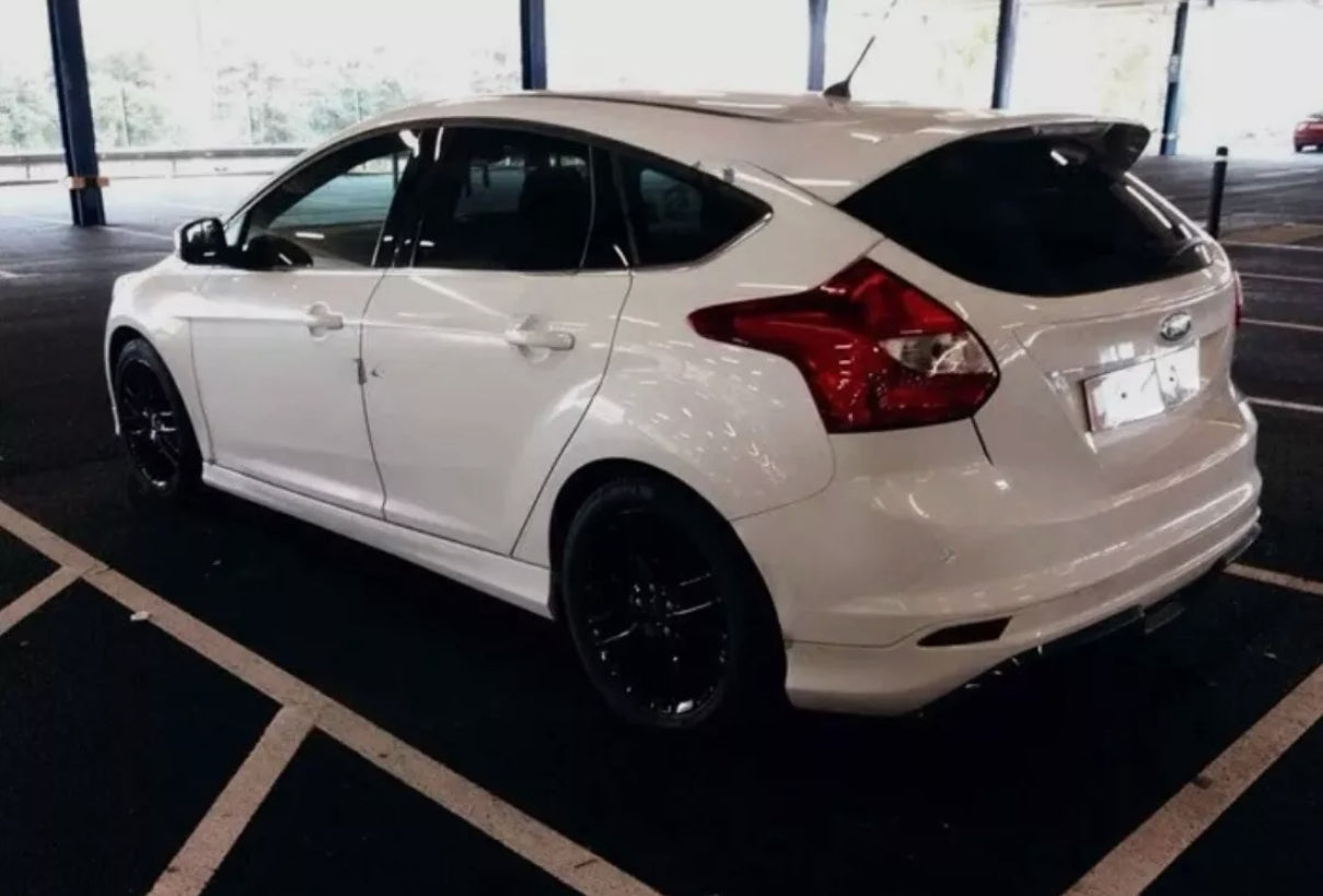 FORD FOCUS III KIT CARROZZERIA SPOILER ANTERIORE + MINIGONNE POSTERIORI/LATERALI