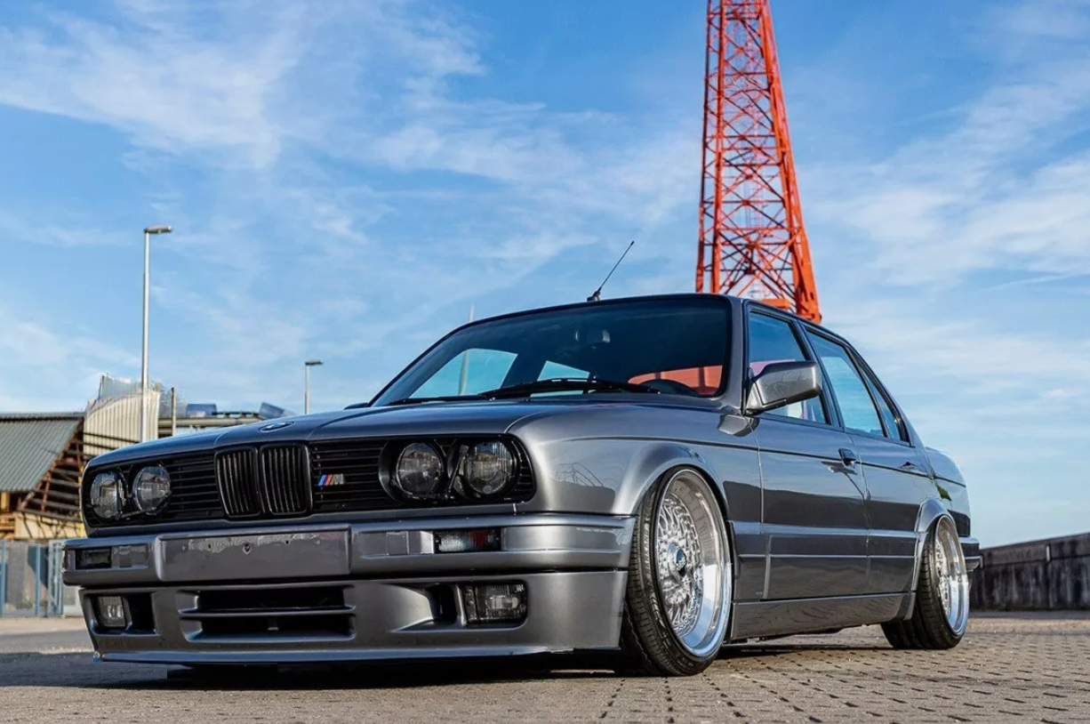 BMW 3 E30 GONNA ANTERIORE / SPOILER / LABBRO - M Tech 2 , M Sport,MT2 look