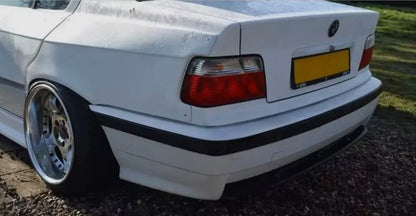 BMW E36 BERLINA / BERLINA REATO PARAFANGHI ANTERIORI E POSTERIORI PER DRIFT