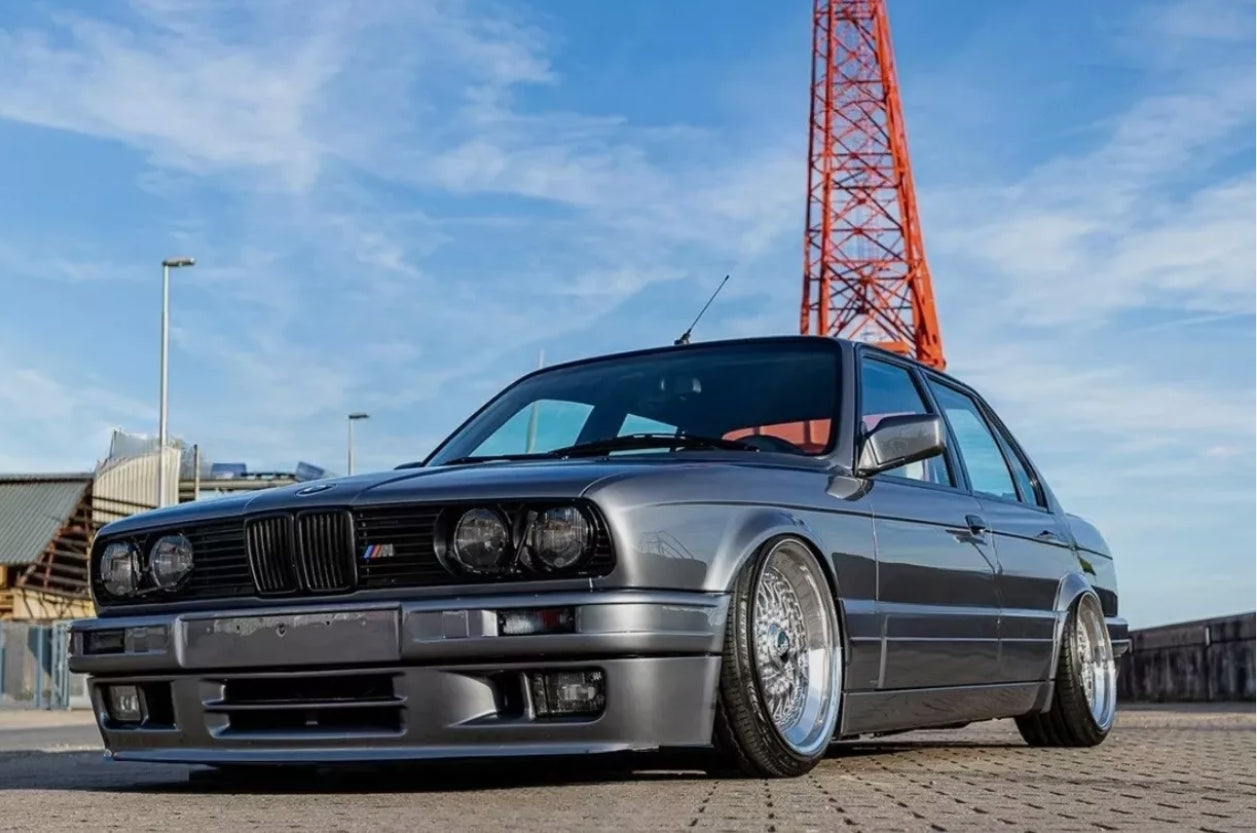 BMW 3 E30 1983 - 1990 - GONNA ANTERIORE / SPOILER / LABBRO - look alpina b6
