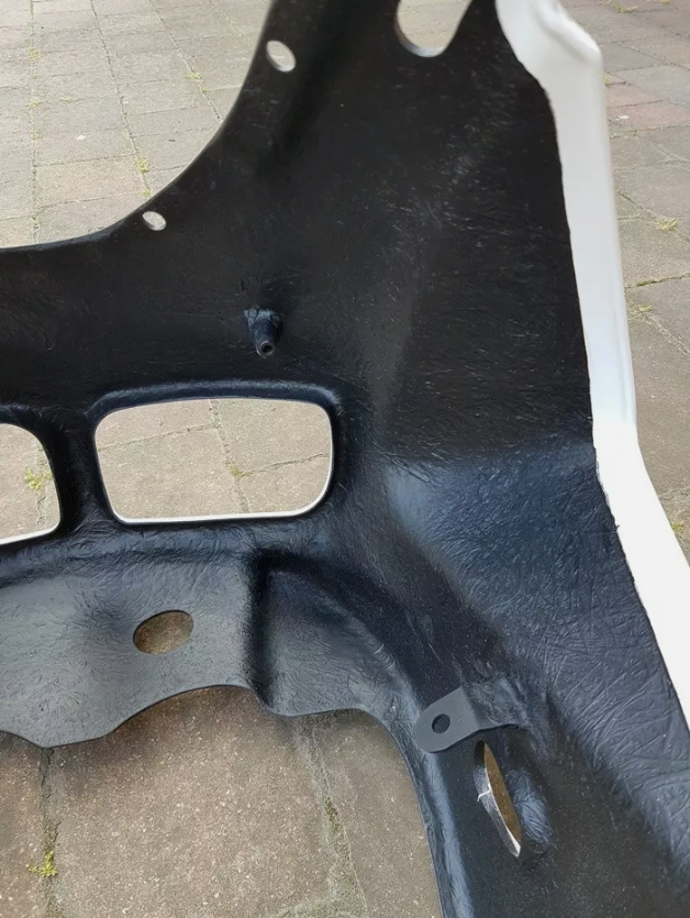 YAMAHA FZS 600 FAZER 1998 - 2001 UNPAINTED - FRONT FAIRING / NOSE / HOOD +NEW+