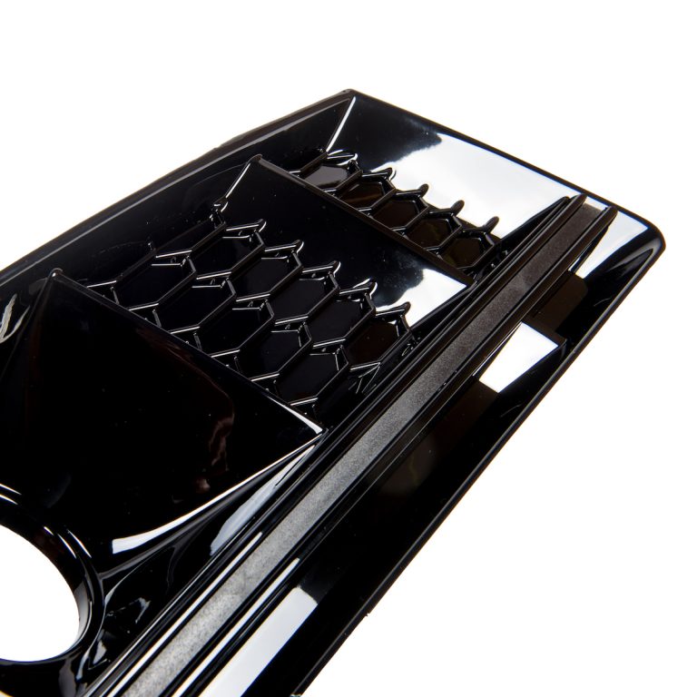 ART.3595 Set copri fendinebbia sportivi RS4  Audi A4 B9 8W 15-19 nero lucido