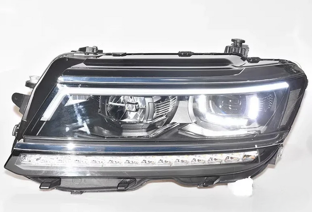 ART.4858 FARI  ANTERIORI  VW Tiguan 2017-2021