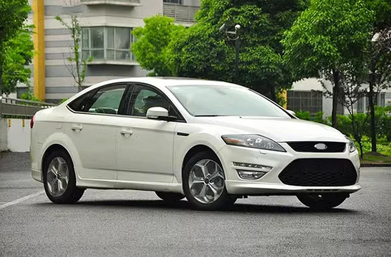 💕ART.8053 GRIGLIA Ford Mondeo MK4 2011- 2013 💕