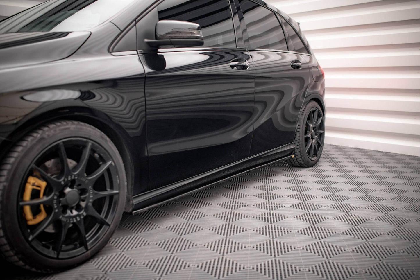 MERCEDES CLASSE B W247 SPLITTER SOTTO MINIGONNE LATERALI ABS NERO LUCIDO