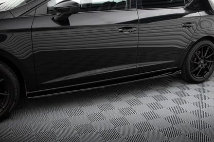 Side Skirts Diffusers V.4 Seat Leon Cupra / FR Mk3 FL