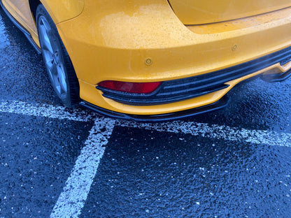 ✨Splitter Laterali Posteriori adatti per FORD Focus ST Mk3 Facelift 2015-2018✨