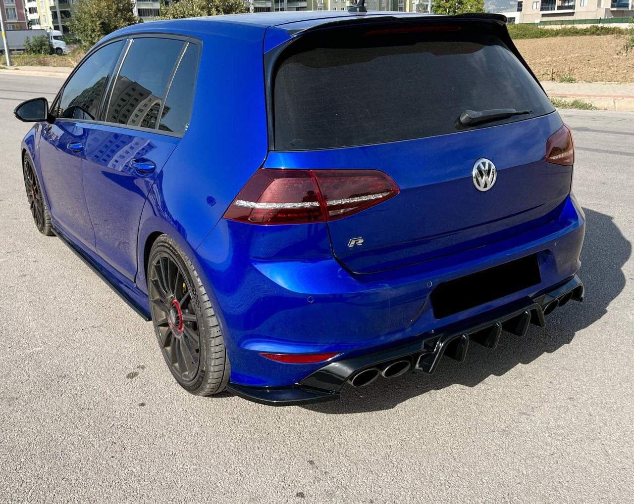 🔥Glossy Black Diffuser Kit with Rear Diffuser Suitable for VW Golf R MK7🔥