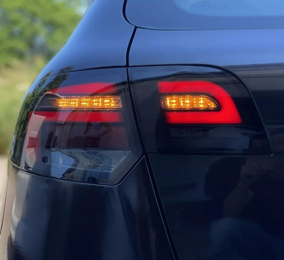 COPPIA FARI POSTERIORI A3 8P SPORTBACK NERI FULL LED 05-08