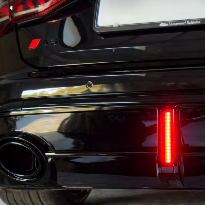 💕ART.8206  Diffusore Audi A3 look rs3 8y sline+s3 2025+restyling con led 💕