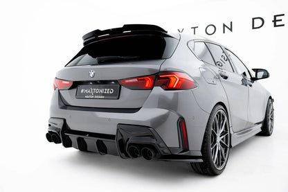 Spoiler nero lucido adatto per BMW M135i F70