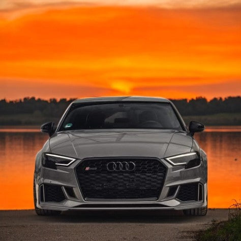 ⭐GRIGLIA ANTERIORE ADATTO PER  AUDI A3 8V 2017-2020 LOOK RS3 NERO LUCIDA⭐