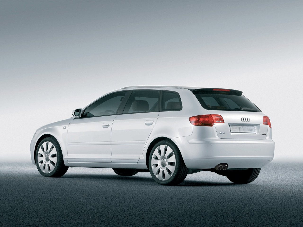 💫 ART.6041 Fanali posteriori LED fumé adatti per Audi A3 8P Sportback 2004–2008 💫