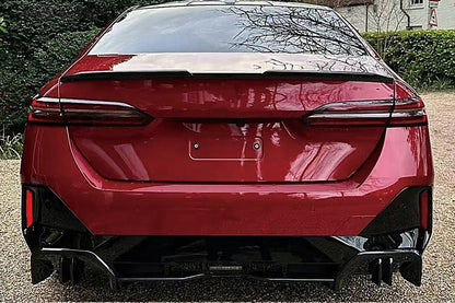 ✨BODYKIT ADATTO PER BMW Serie 5 G60 M-Tech (2023-) Design del cavaliere nero✨