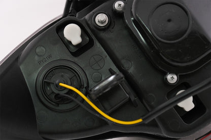 Angel Eyes Fari adatti per BMW Serie 1 E81 E82 E87 E88 (2004-2011) Nero