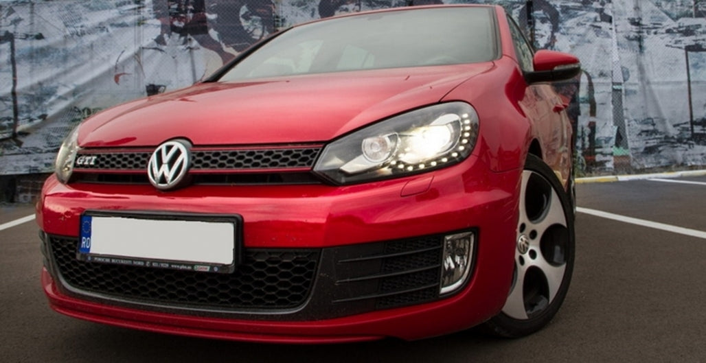 Griglia centrale adatta per VW Golf 6 VI (2008-2012) con fari LED DRL U-Design e
