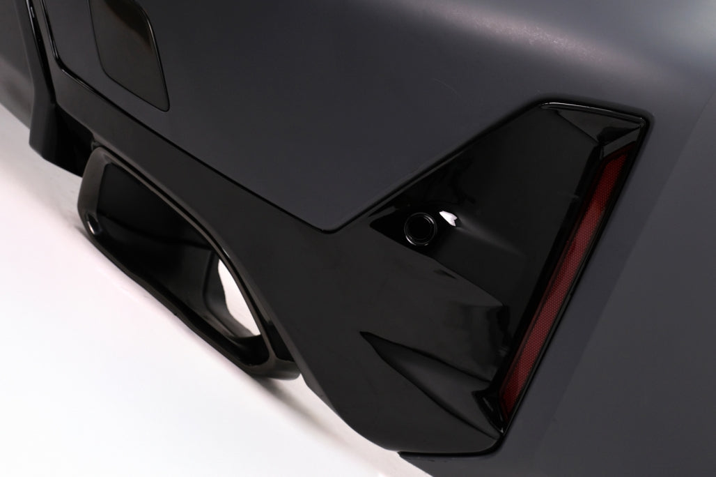 Kit carrozzeria completo adatto per BMW Serie 3 G20 Berlina (2018-2022) Aggiornamento a LCI Design senza luci