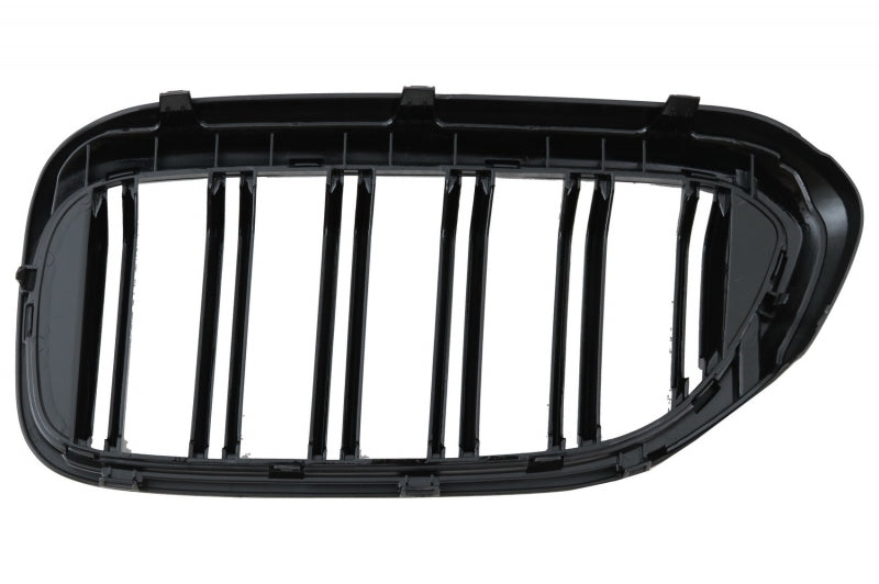 Bodykit adatta per BMW Serie 5 G30 2017-2019 M5 Design con Griglie Centrali a Rene Doppia Striscia M Design Piano Nero