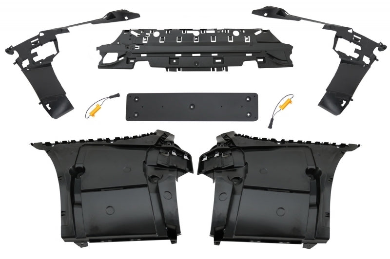 Bodykit adatta per BMW Serie 5 G30 2017-2019 M5 Design con Griglie Centrali a Rene Doppia Striscia M Design Piano Nero