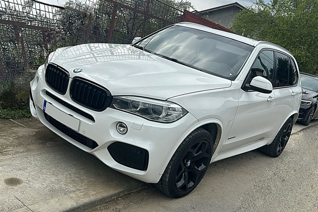 Kit carrozzeria completo adatto per BMW X5 F15 (2013-2018) M-Tech Design
