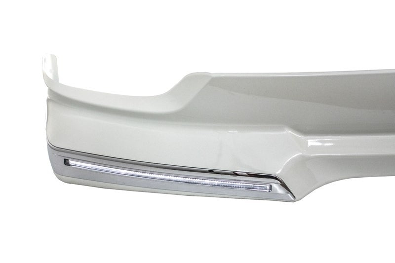 Kit carrozzeria completo adatto per Toyota Land Cruiser V8 FJ200