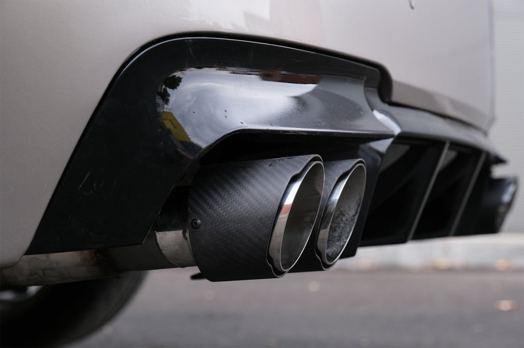 Diffusore d'aria a doppia uscita adatto per BMW Serie 5 F10 F11 (2011-2017) M De