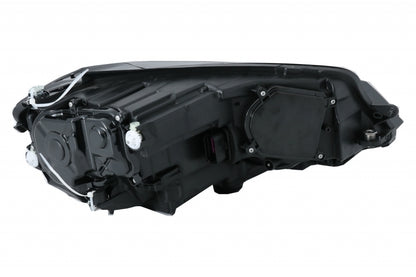 Paraurti anteriore adatto per VW Golf VII 7.5 (2017-2020) e fari anteriori a LED