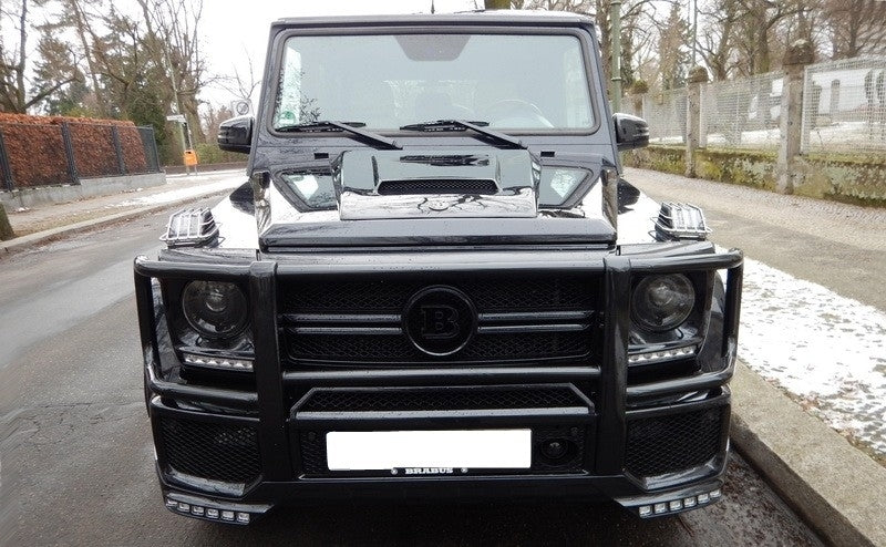 Paraurti anteriore con BullBar nero adatto per Mercedes Classe G W463 1989-2017