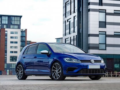 Paraurti anteriore con griglia centrale senza badge cromata adatto per VW Golf 7