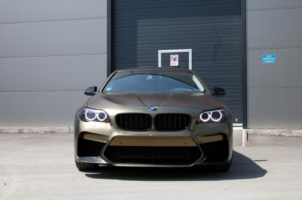 Paraurti anteriore con griglie centrali adatto per BMW Serie 5 F10 F11 2011-2017