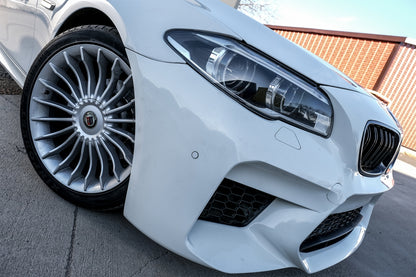 Paraurti anteriore con griglie centrali adatto per BMW Serie 5 F10 F11 2011-2017