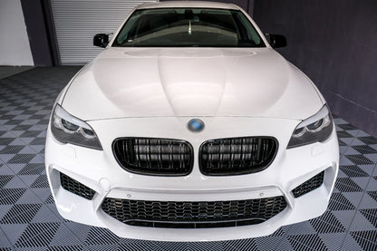 Paraurti anteriore con griglie centrali adatto per BMW Serie 5 F10 F11 2011-2017