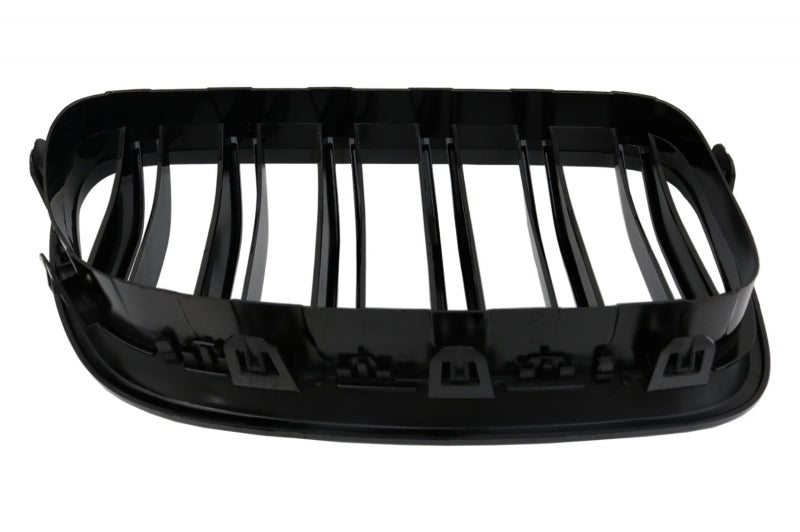 Paraurti anteriore con griglie centrali adatto per BMW Serie 5 F10 F11 2011-2017