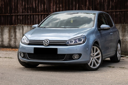 Paraurti anteriore con fari LED adatta per VW Golf VI 6 MK6 (2008-2013)