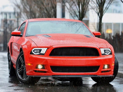 Fari Full LED adatti per Ford Mustang V (2010-2014) con luce di svolta
