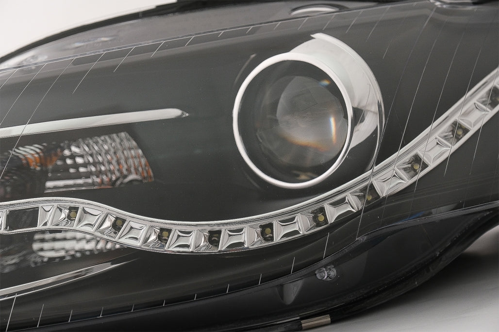 Fari LED DRL DAYLIGHT adatti per Audi A4 B7 (11.2004-03.2008) Nero
