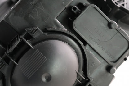 Fari anteriori LED DRL DAYLIGHT adatto per Audi A4 B7 (11.2004-03.2008) Nero