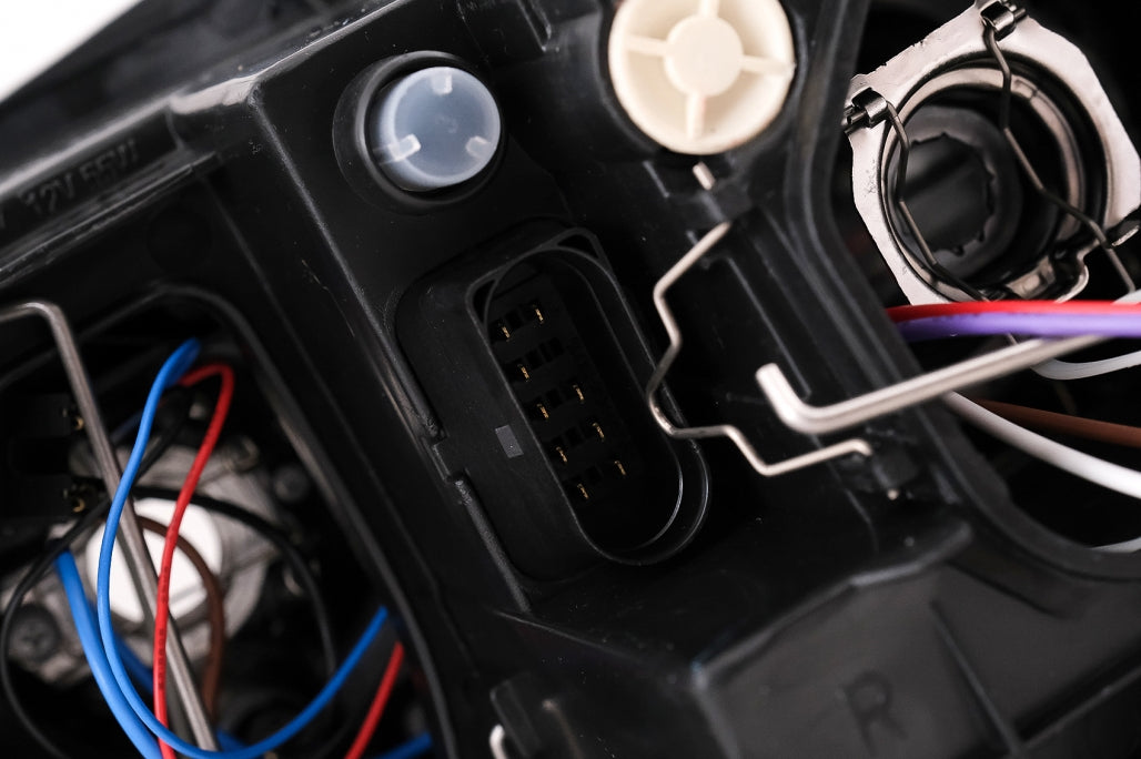 ⭐Headlights suitable for Audi A4 B6 (2000-2004) RHD or LHD Black⭐