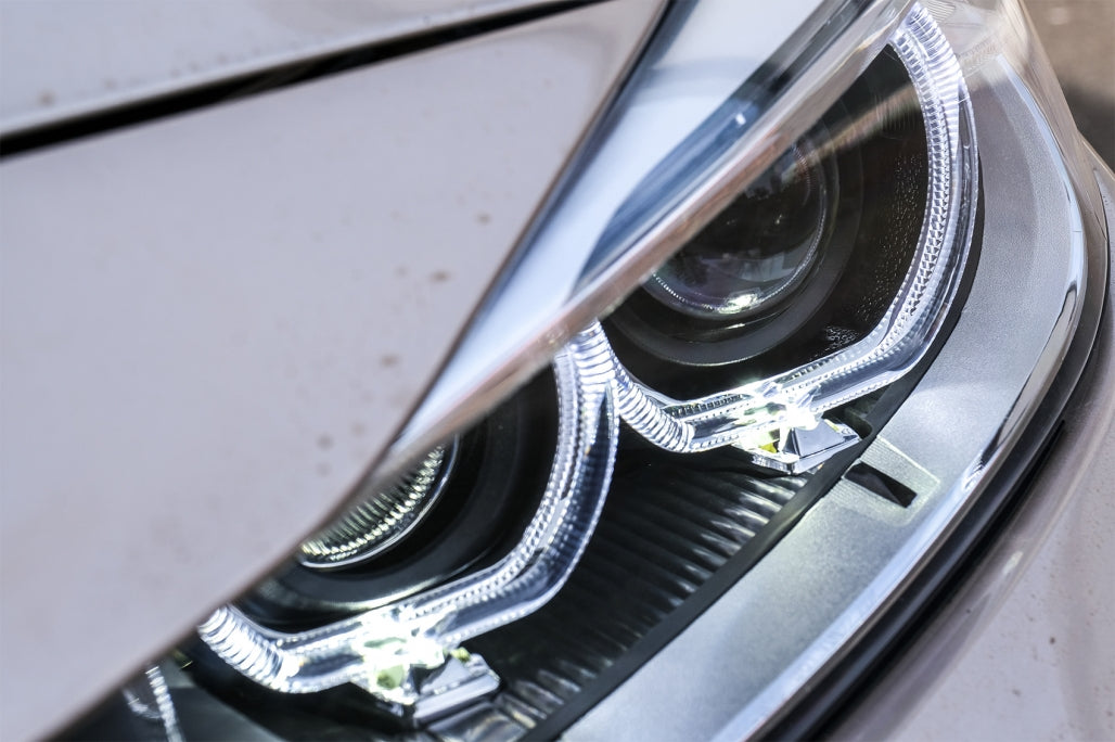 Fari a LED DRL Angel Eyes con proiettore adatto per BMW Serie 3 F30 F31