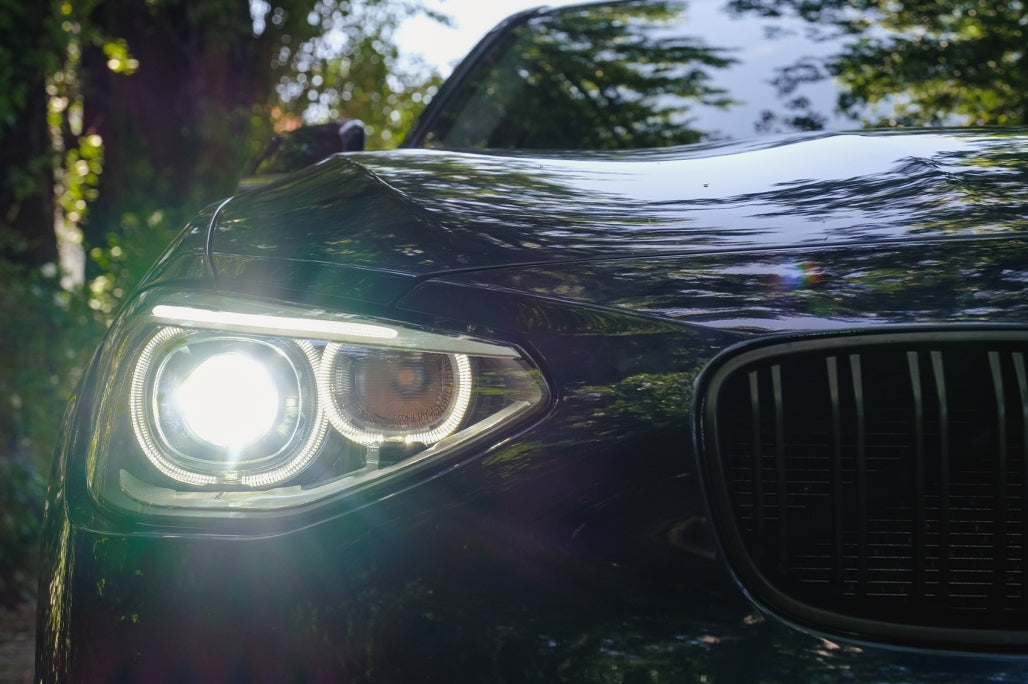 Fari anteriori a LED DRL Angel Eye adatti per BMW Serie 1 F20 F21 (2011-2014)