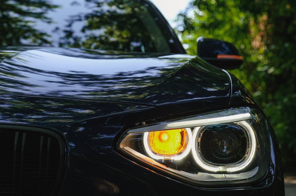 Fari anteriori a LED DRL Angel Eye adatti per BMW Serie 1 F20 F21 (2011-2014)