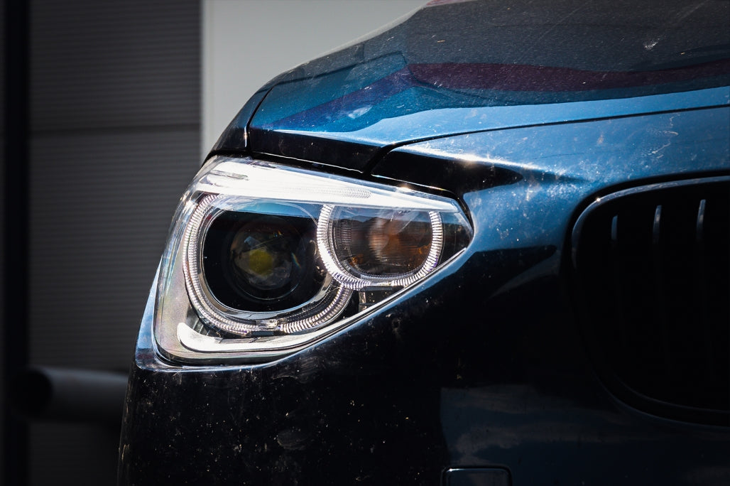 Fari anteriori a LED DRL Angel Eye adatti per BMW Serie 1 F20 F21 (2011-2014)