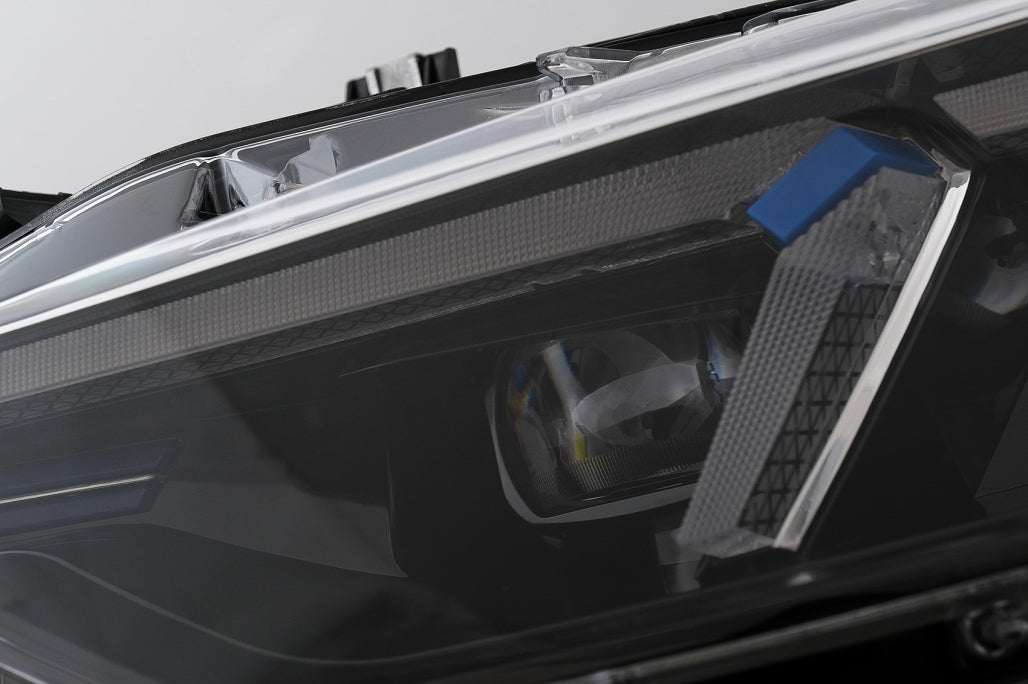 Fari a LED adatti per BMW Serie 3 F30 F31 Berlina Touring 2011-2015 design G20