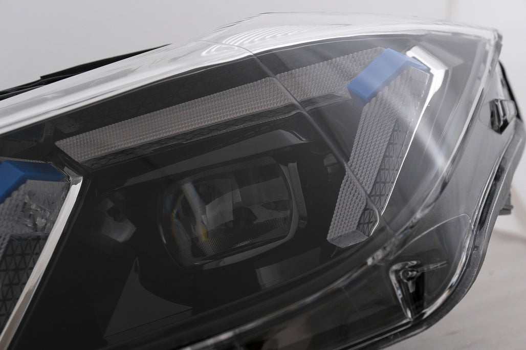 Fari a LED adatti per BMW Serie 3 F30 F31 Berlina Touring 2011-2015 design G20