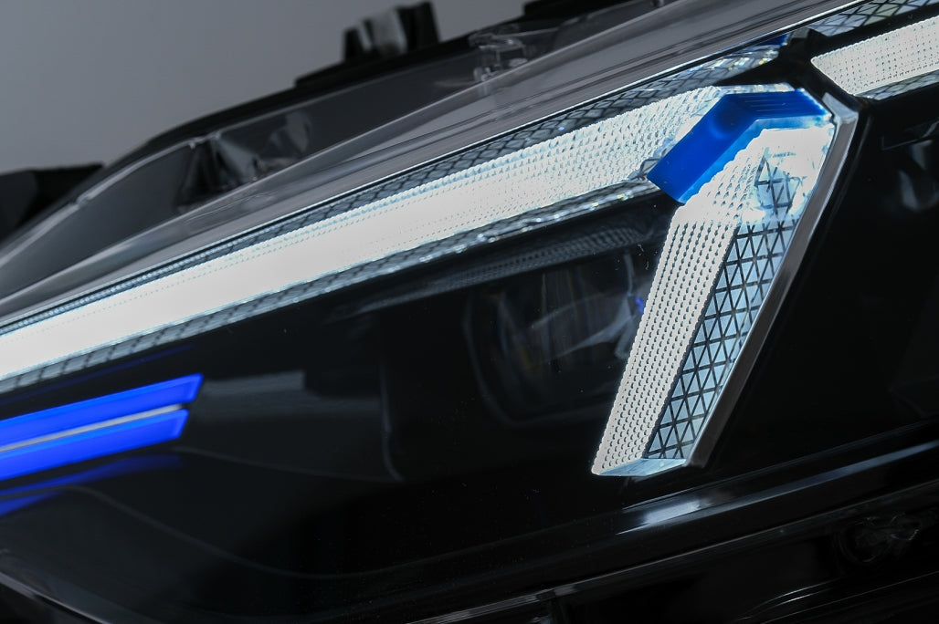 Fari a LED adatti per BMW Serie 3 F30 F31 Berlina Touring 2011-2015 design G20